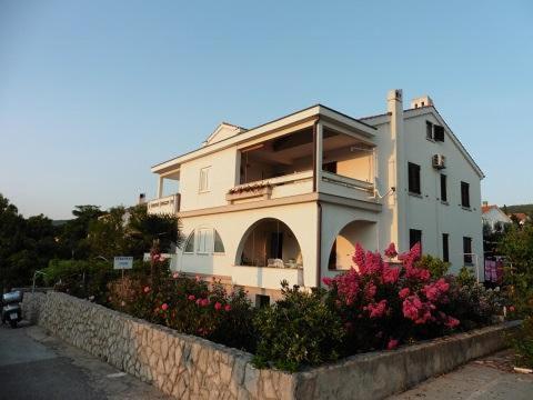 Apartments Biserka Punat Ngoại thất bức ảnh
